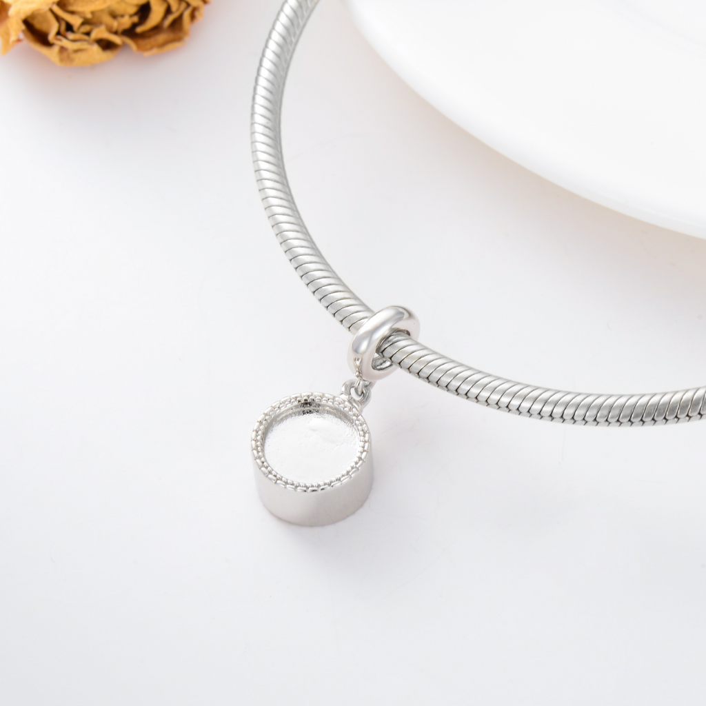 Photo Holder Circle Cremation Charm
